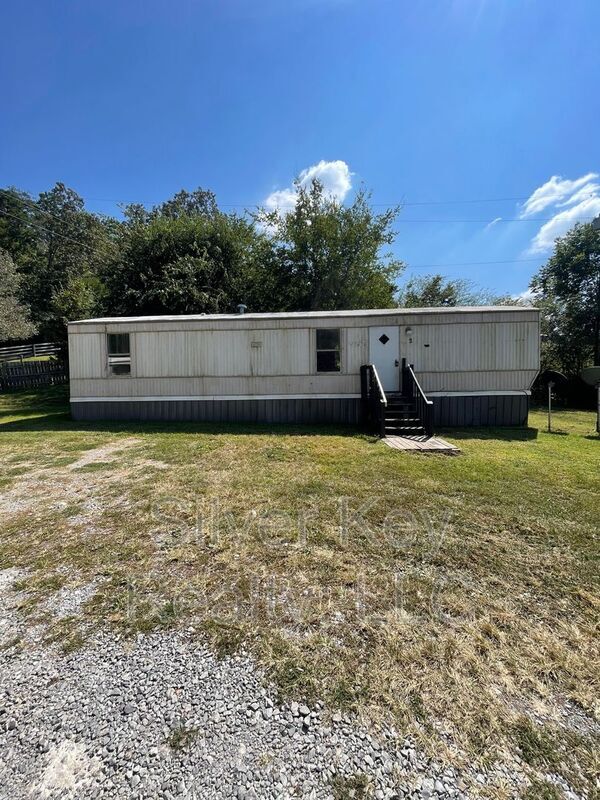 535 Old Mine Rd Unit 2, Sweetwater, TN 37874 Condo for Rent in