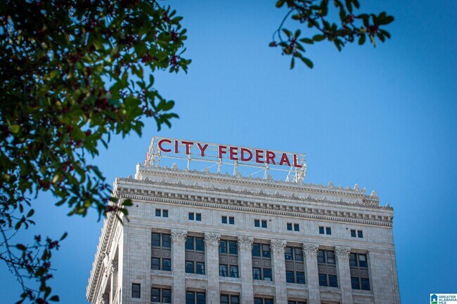 Foto del edificio - 2024 2nd Ave N