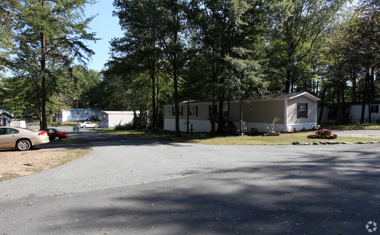 1717 Durham St, Burlington, NC 27217 Apartments in Burlington, NC