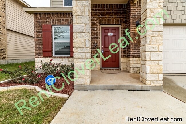 Building Photo - 4 Bedroom with 3 Car Garage