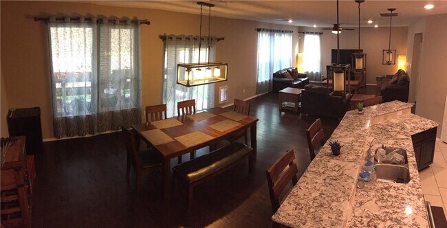 Foto del edificio - 1636 Bovina Dr