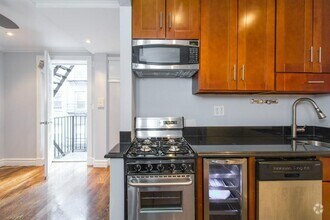 Building Photo - 147 Avenue A