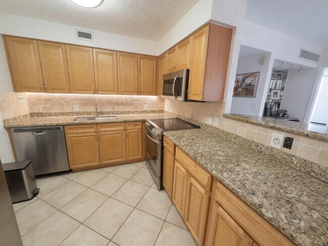 Foto del edificio - 1000 Spanish River Rd