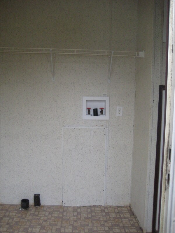 Foto del edificio - 1844 Carter Grove Rd