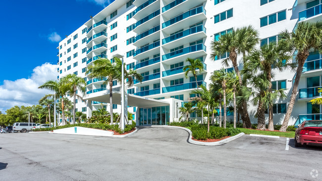 Foto del edificio - Wake Biscayne Bay North