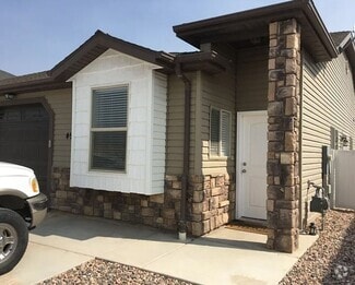 Building Photo - 499 W 2150 N