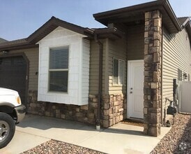 Building Photo - 499 W 2150 N