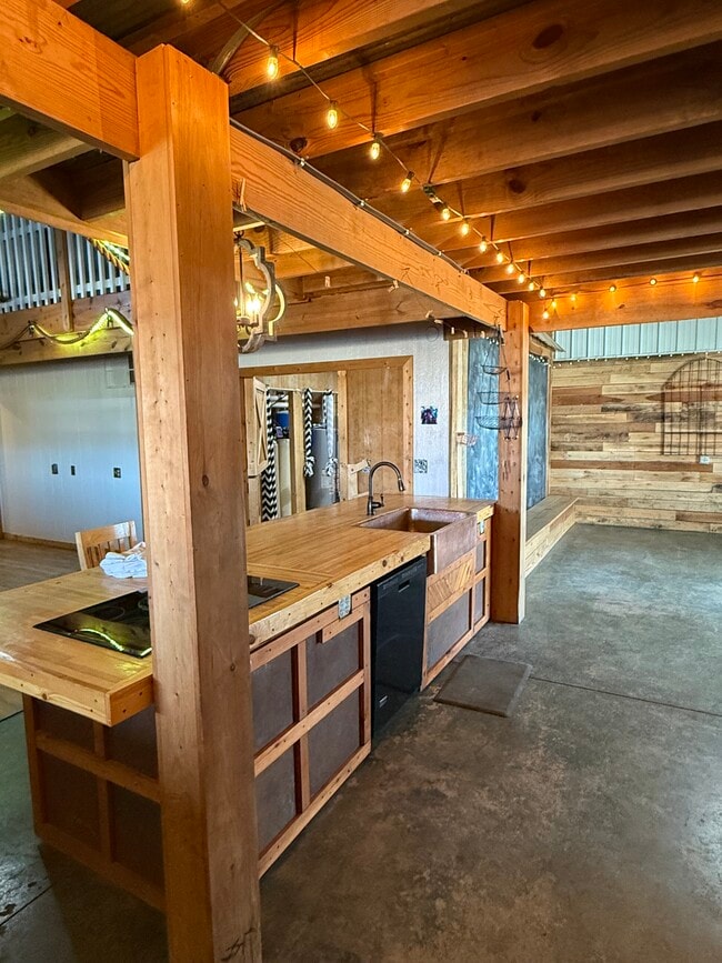 Foto del edificio - 13360 US Highway 62 NE