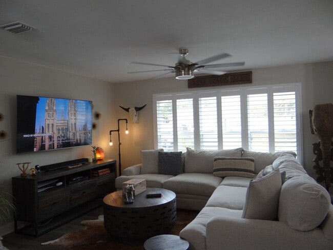 Photo - Charming 3-Bed, 2-Bath Pool Home in Desirable Winter Springs