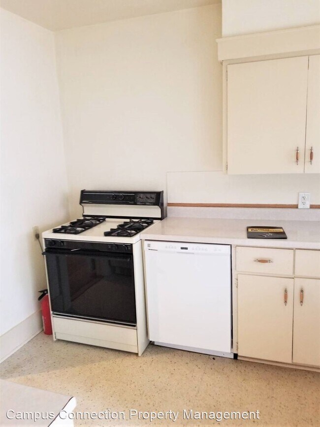 Building Photo - 3 br, 1 bath House - 1275 Ferry St.