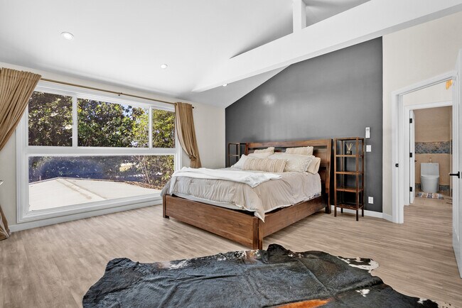 Foto del edificio - 17812 Parthenia St