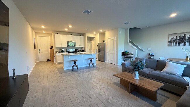 Foto del edificio - 5784 SE Edgewater Cir