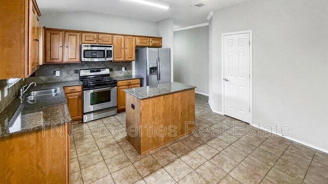 Building Photo - 922 Whitewing Ln