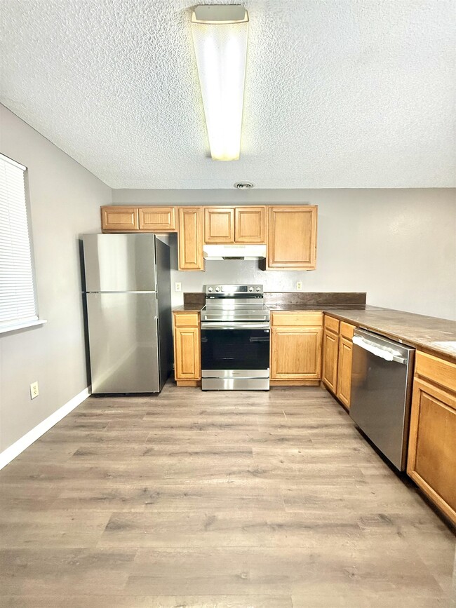 Building Photo - 1928 Nicklaus Ct