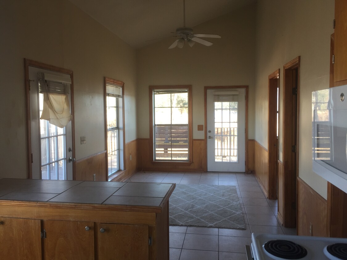 Primary Photo - 174 Golden Meadow Dr
