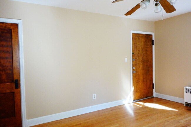 Foto del edificio - 8408 Greenwood Ave