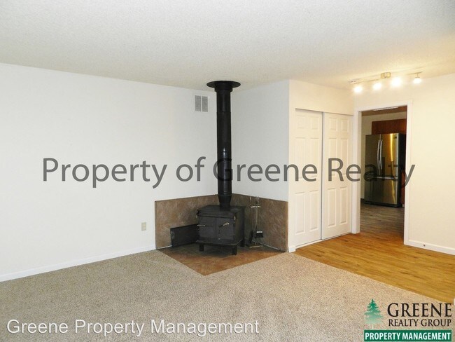 Building Photo - 4 br, 2 bath House - 1115 Middle St SE