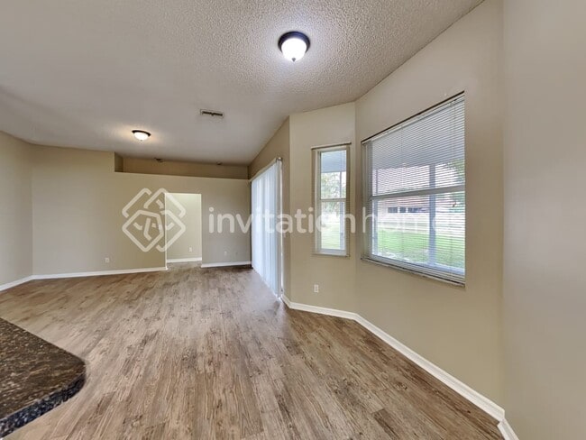 Building Photo - 1514 Davenport Dr