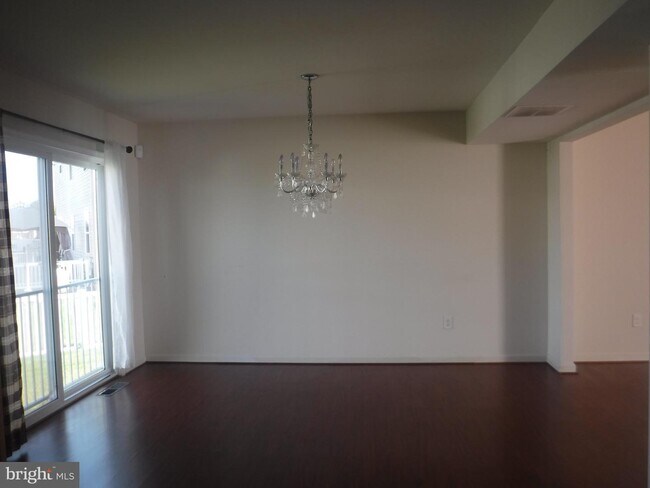 Building Photo - 247 Ashfield Ct