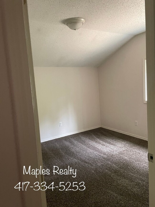 Foto del edificio - 2 bed / 1 bath apartment in Kirbyville