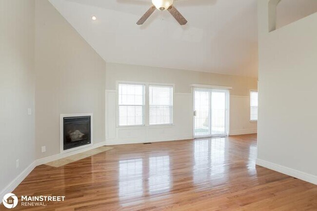 Building Photo - 1113 Fox Run Trl, Platte City, MO 64079