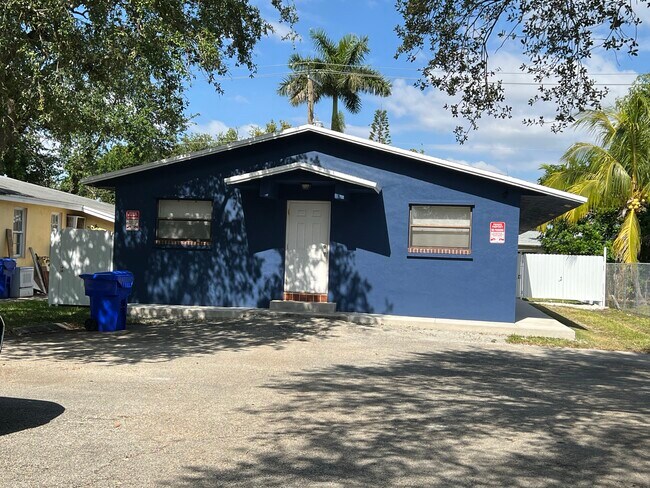 Foto del edificio - 316 N 61st Ave