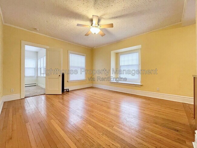 Foto del edificio - 49 Prospect Ave NE
