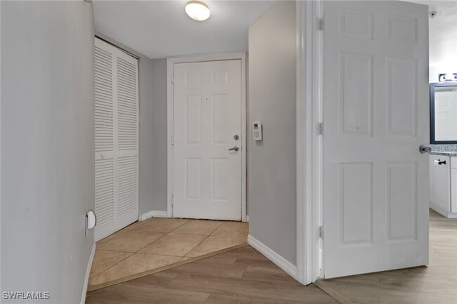 Foto del edificio - 8659 River Homes Lane