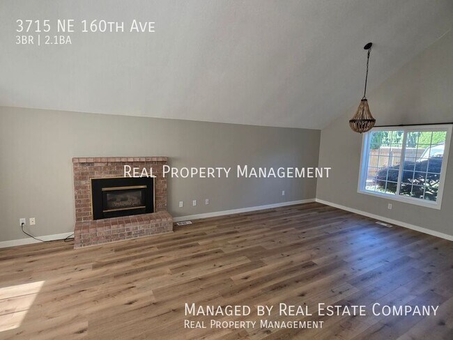 Foto del edificio - 3715 NE 160th Ave