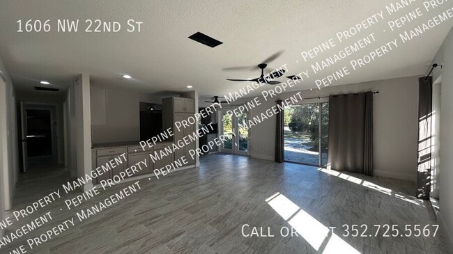 Building Photo - 1606 NW 22nd St