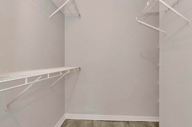 Foto del edificio - Essex Place Luxury Apartments