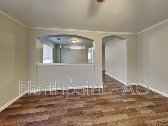 Foto del edificio - 5213 La Jolla Ln