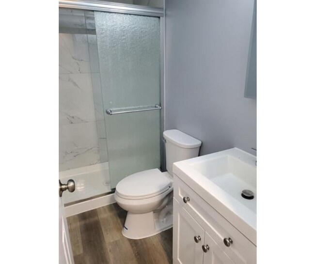 Foto del edificio - 2101 McHenry St