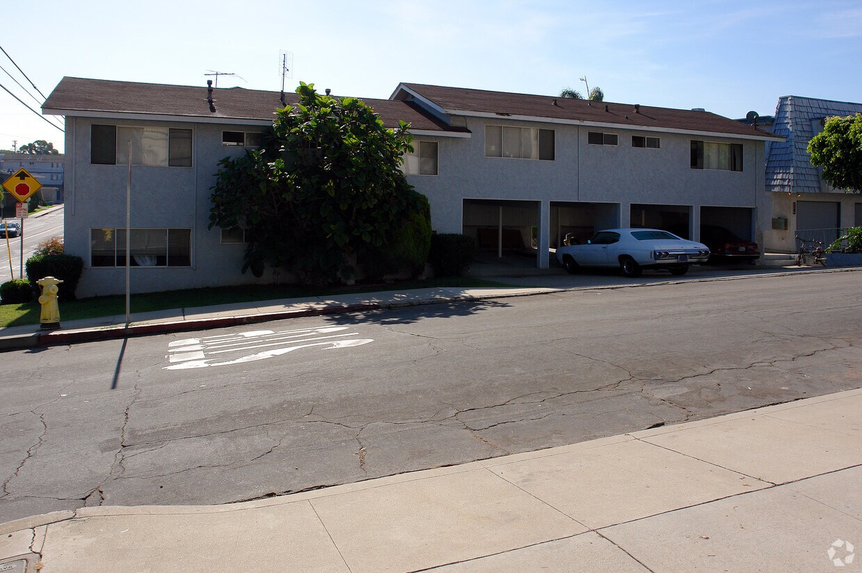 Foto del edificio - 520 W Grand Ave