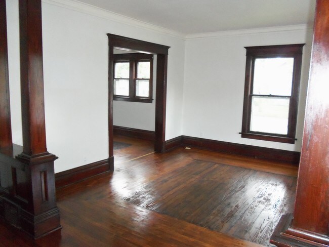 Foto del edificio - 1227 Williston Ave