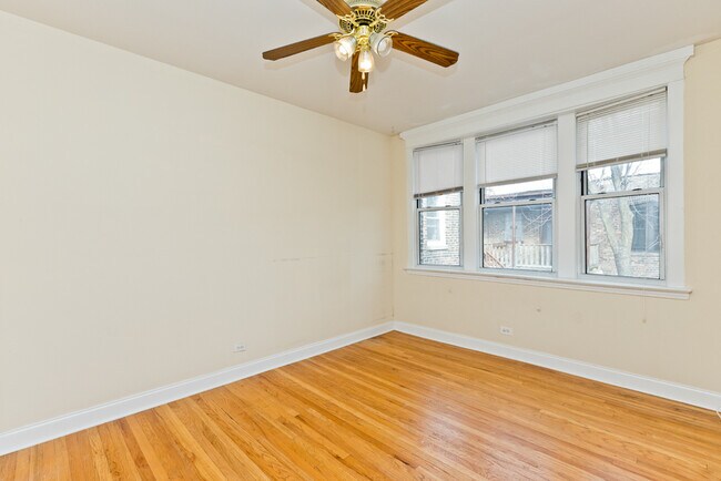 Building Photo - 2947 N Broadway
