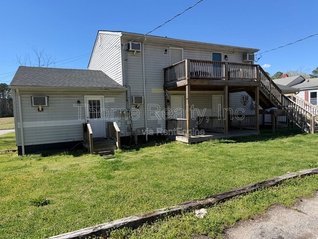 Building Photo - 1831 Boone St