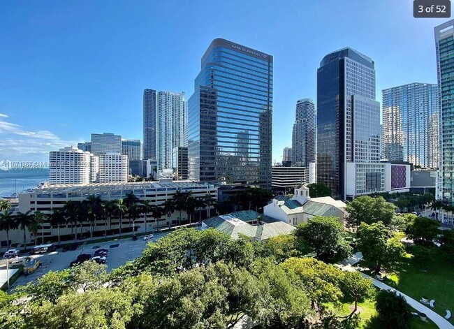 Foto del edificio - 495 Brickell Ave