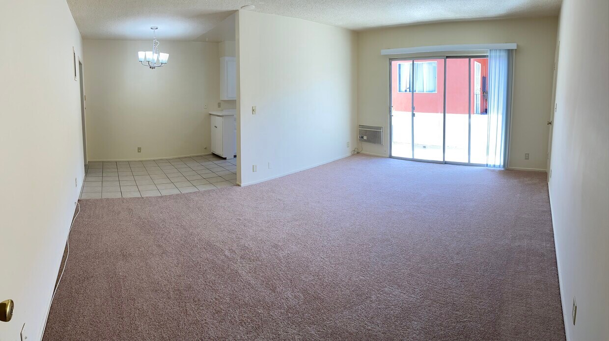 Living Room - 3662 Keystone Ave