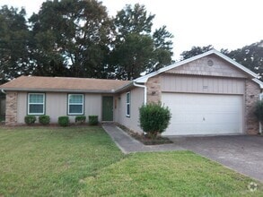 Building Photo - 727 Valley Ridge Way