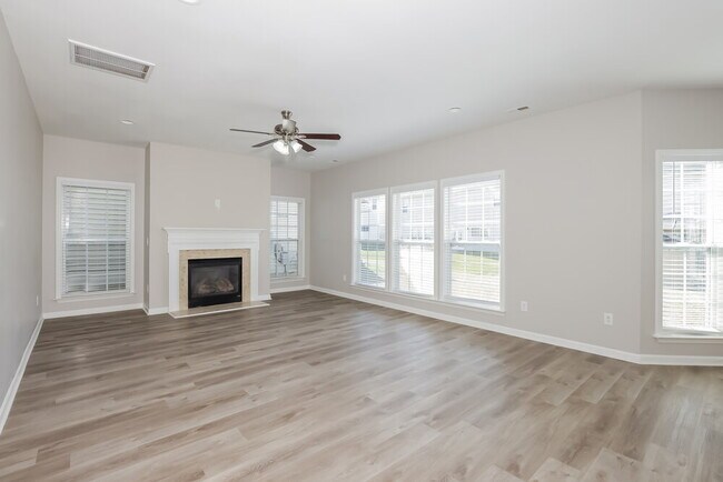 Building Photo - 4319 Snowcrest Ln