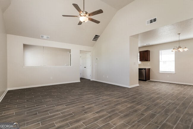 Building Photo - 1049 Misty Meadows Ln