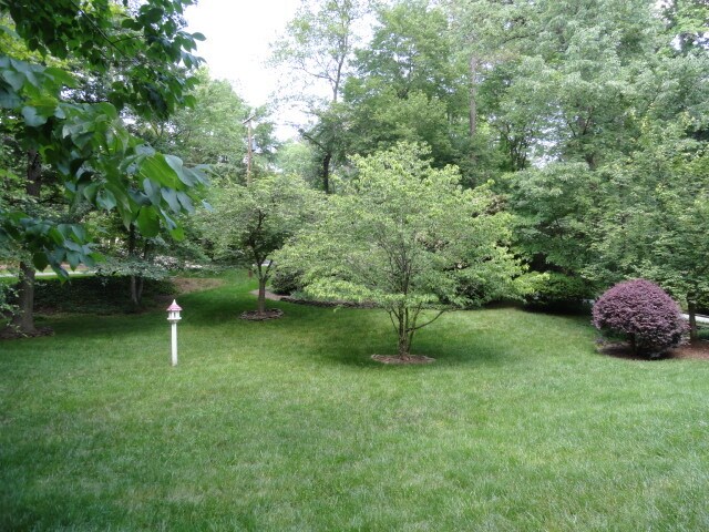 Building Photo - 3856 Somerset Dr