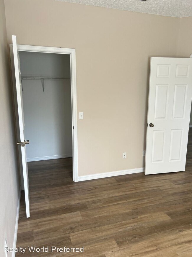 Building Photo - 3 br, 2 bath House - 695 Sagamore Dr