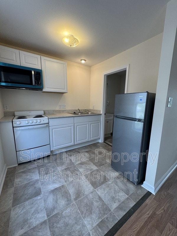 Building Photo - 40 N Conococheague St