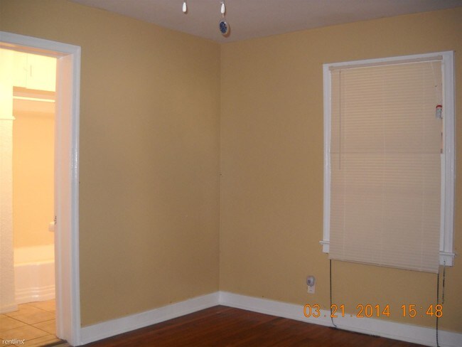 Building Photo - 1208 Citrus Ave