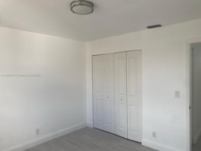 Foto del edificio - 3749 NW 107th Way