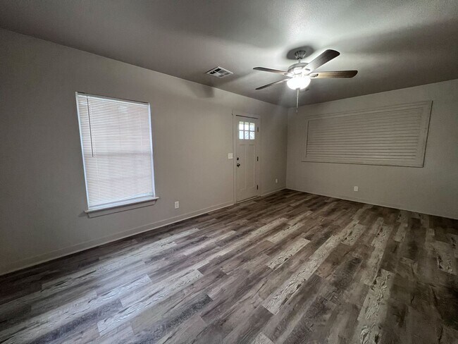 Foto del edificio - Adorable 1 bedroom Studio duplex