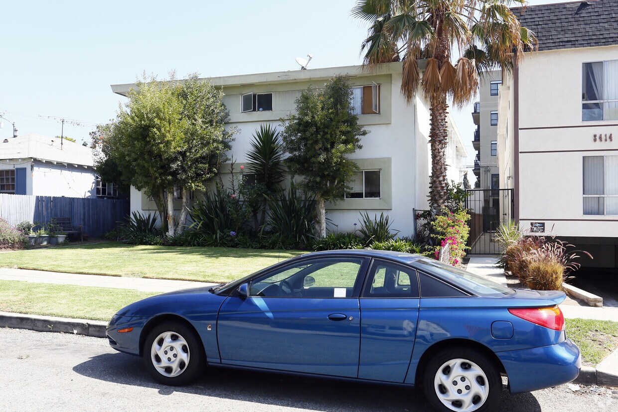 Building Photo - 3408 Mentone Avenue