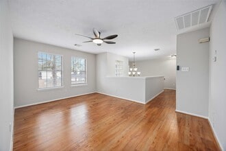Building Photo - 16710 Cheshire Pl Dr